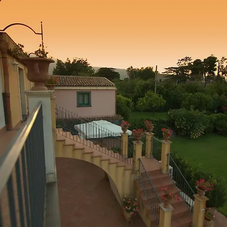 Torre Archirafi * Riposto